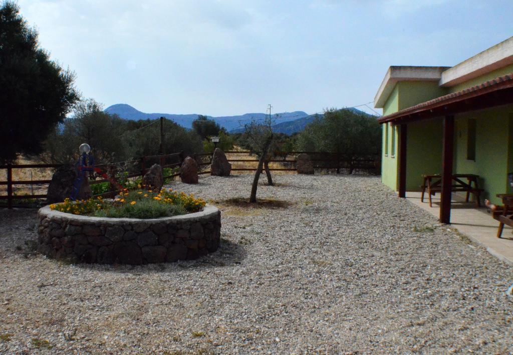 Bed&Breakfast Pira pinta Dorgali Exterior foto